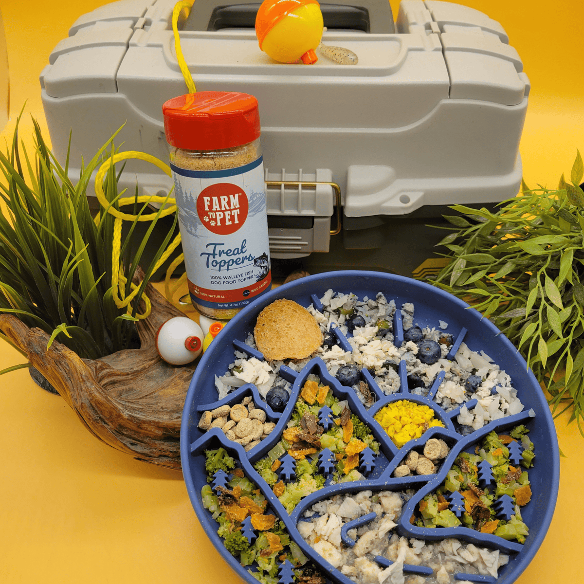 Fish Treat Topper – Low-Fat Meal Topper for Dogs & Cats