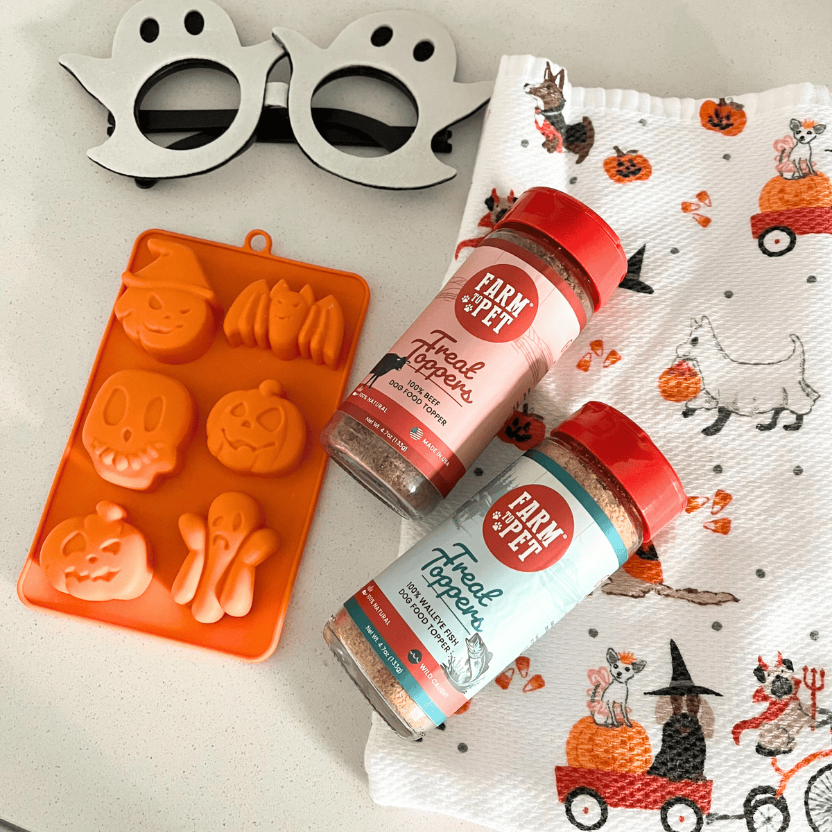 Pet Treat Molds – Silicone DIY Dog Treat & Enrichment Molds